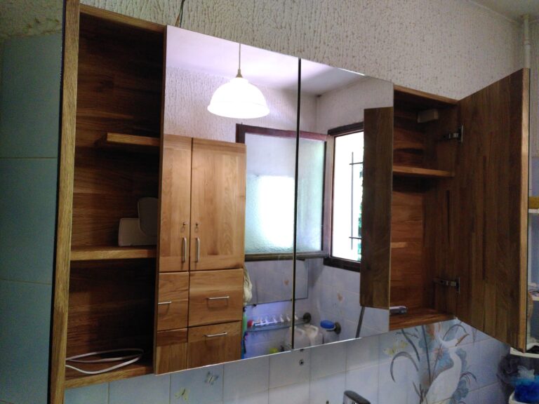 Meuble-haut-salle-de-bain-sur-mesure-artisan-haute-loire